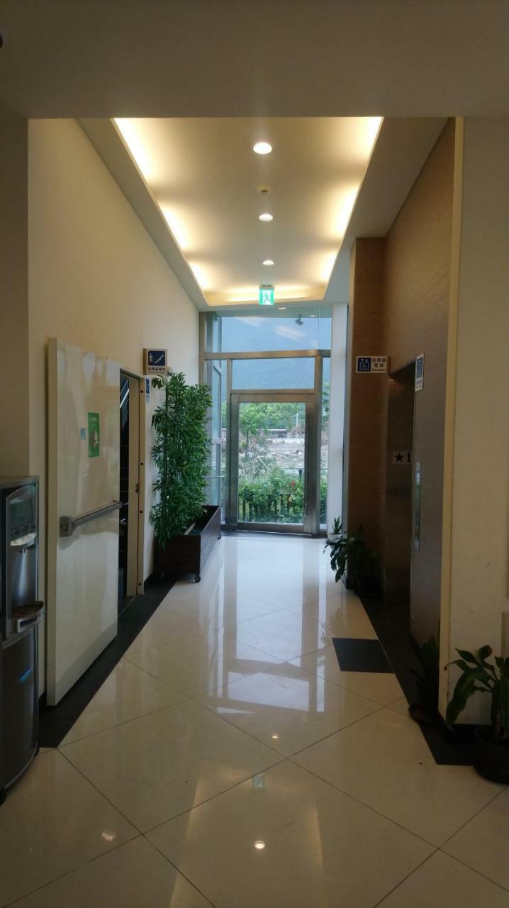 花蓮星晟棧飯店starry Inn近太平洋新城車站 Exterior foto
